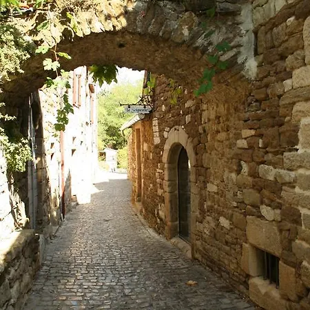 La Seigneurie De Naves